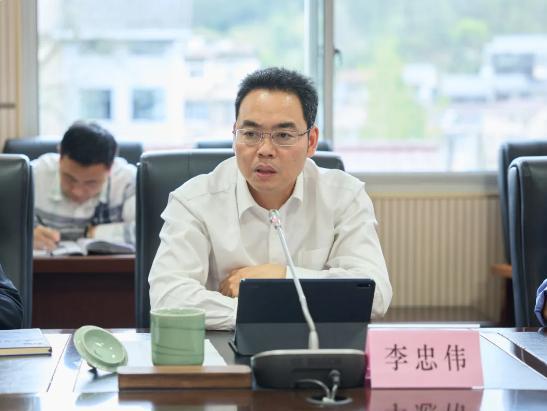 金沙威尼斯欢乐娱人城云和县召开全国文明城市创建工作座谈会(图2)