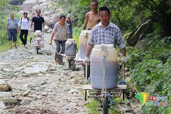 金沙威尼斯欢乐娱人城创业先锋赵海伶：向传统经营模式说不的大山姑娘(图3)